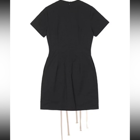 BLACK dress with short sleeves and front stings. Zippered back. Medium. NWT - Picture 3 of 6